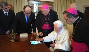 Papa-si-iPad-ul