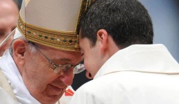 papa_ordenacao_2013